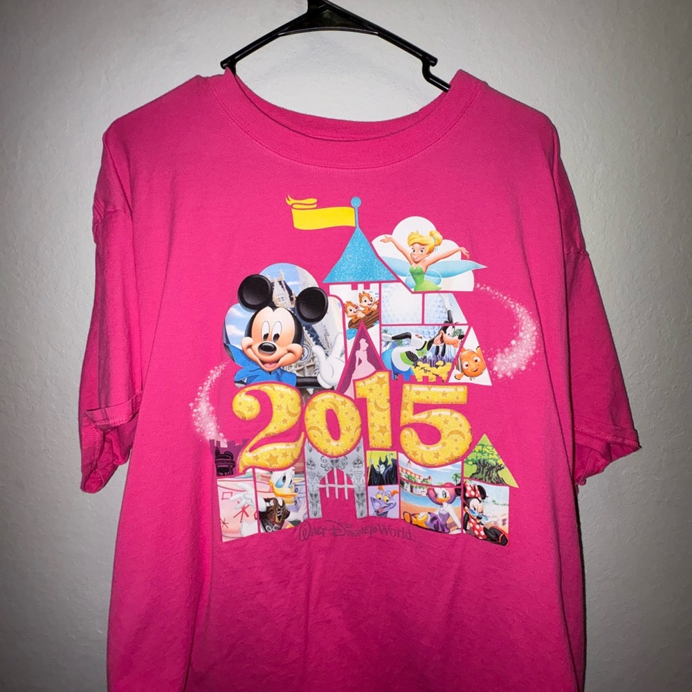 2015 Disney Pink Graphic T-Shirt